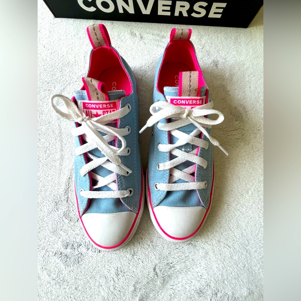 Converse Chuck Taylor All Star Athletic Shoes Kids Junior size 3